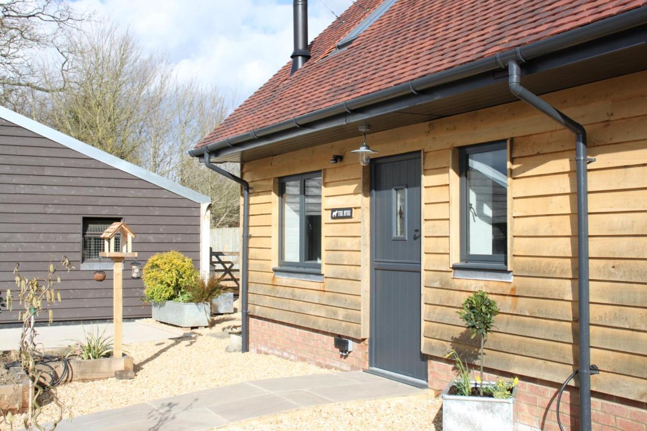 Villa Charming And Luxury Retreats On Our Farm Billingshurst Exterior foto